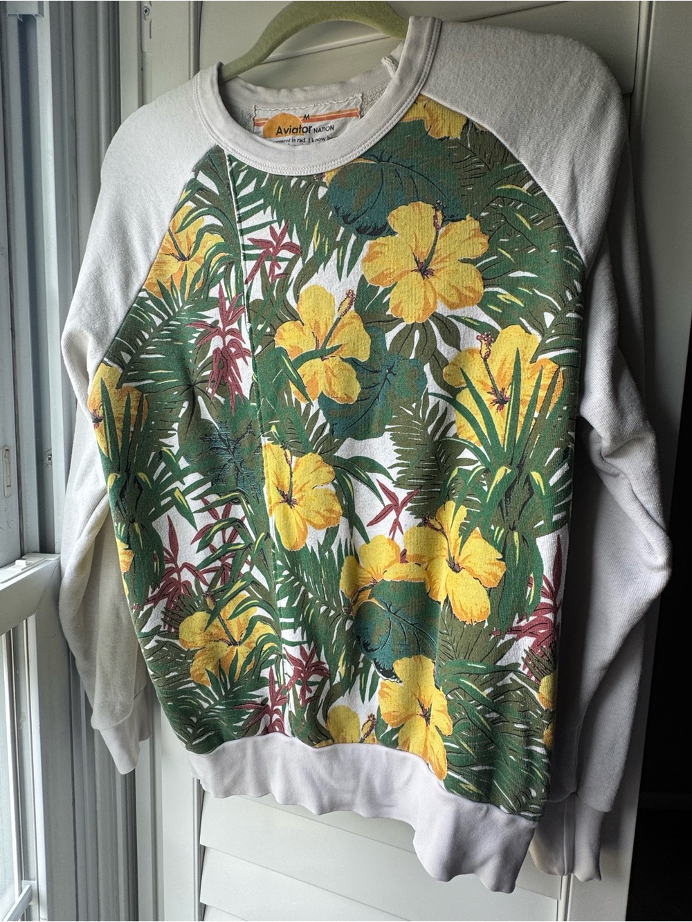 Aviator Nation Tropical Hibiscus Pullover - Yellow, Green Cream size medium VGUC - Picture 3 of 16